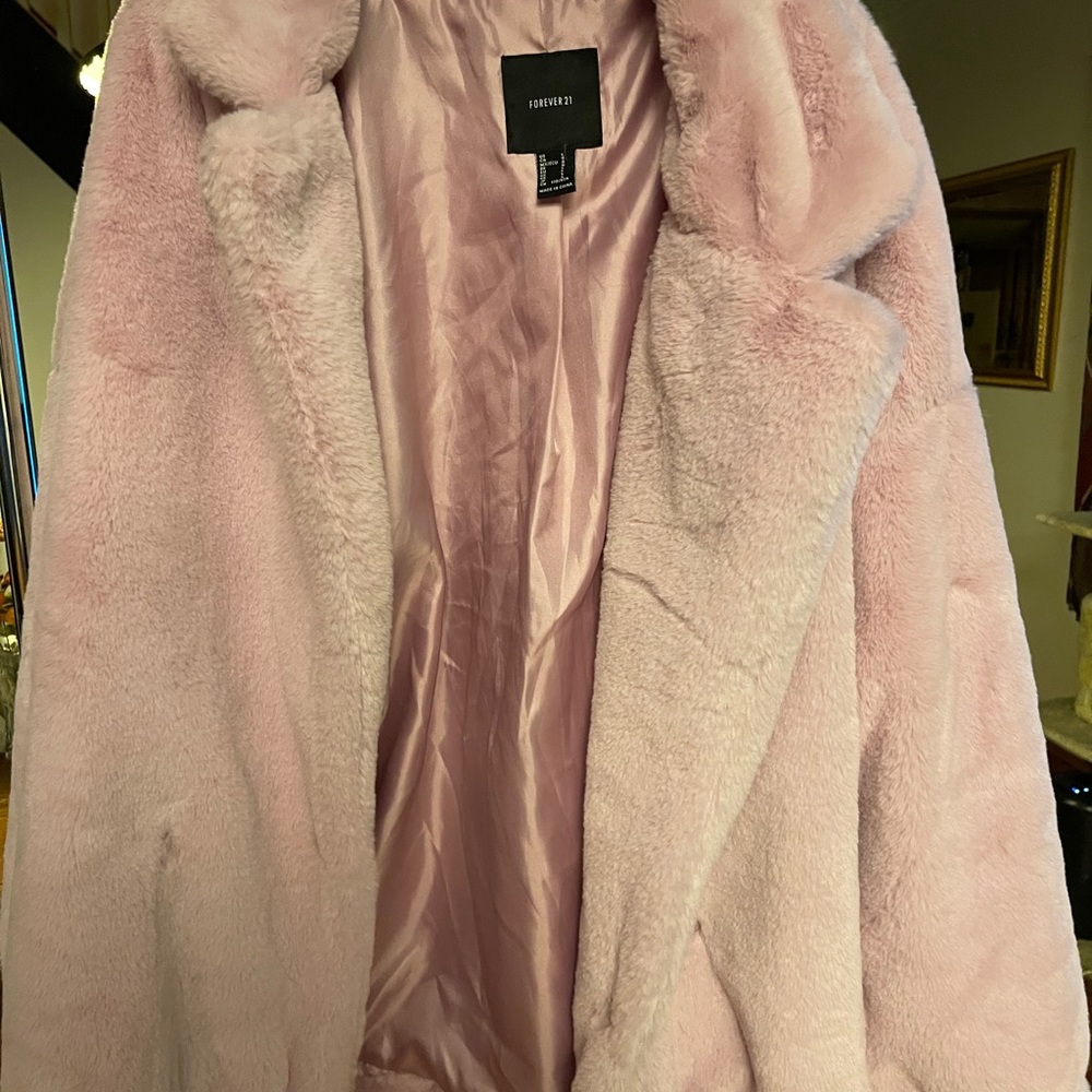 Pink faux fur jacket forever 21